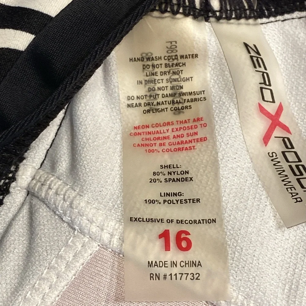 Zero Posur Swimwear Black White Tankini Swim Top Size 16